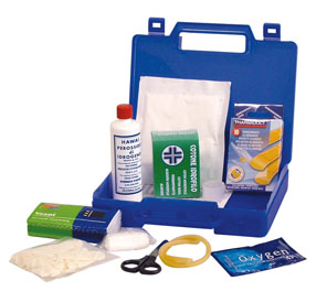 PORTABLE FIRST AID CASE